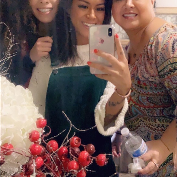 Meet your Posher, Deborah - Picture 7 of 15